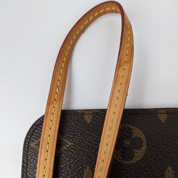 SOLD Louis Vuitton Monogram Pochette Wrist - Picture 5 of 9